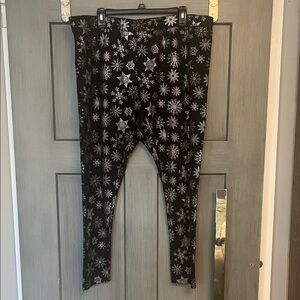 Silver Snowflake Patterned Black Women’s s Leggings